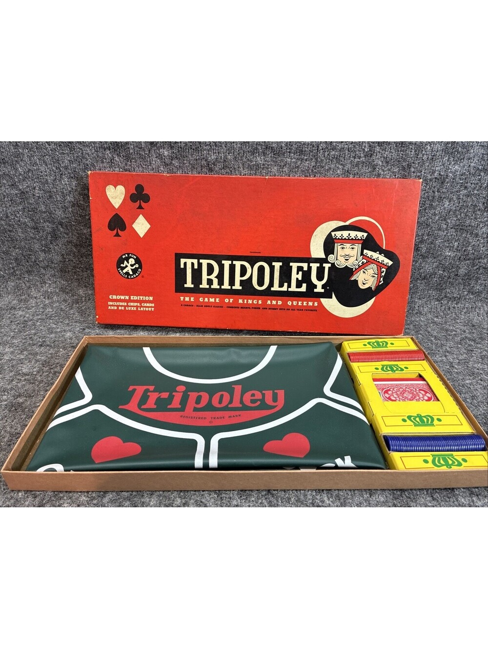 Vintage 1960 Cadaco TRIPOLEY Crown Ed. Game Vinyl Mat Cards Chips